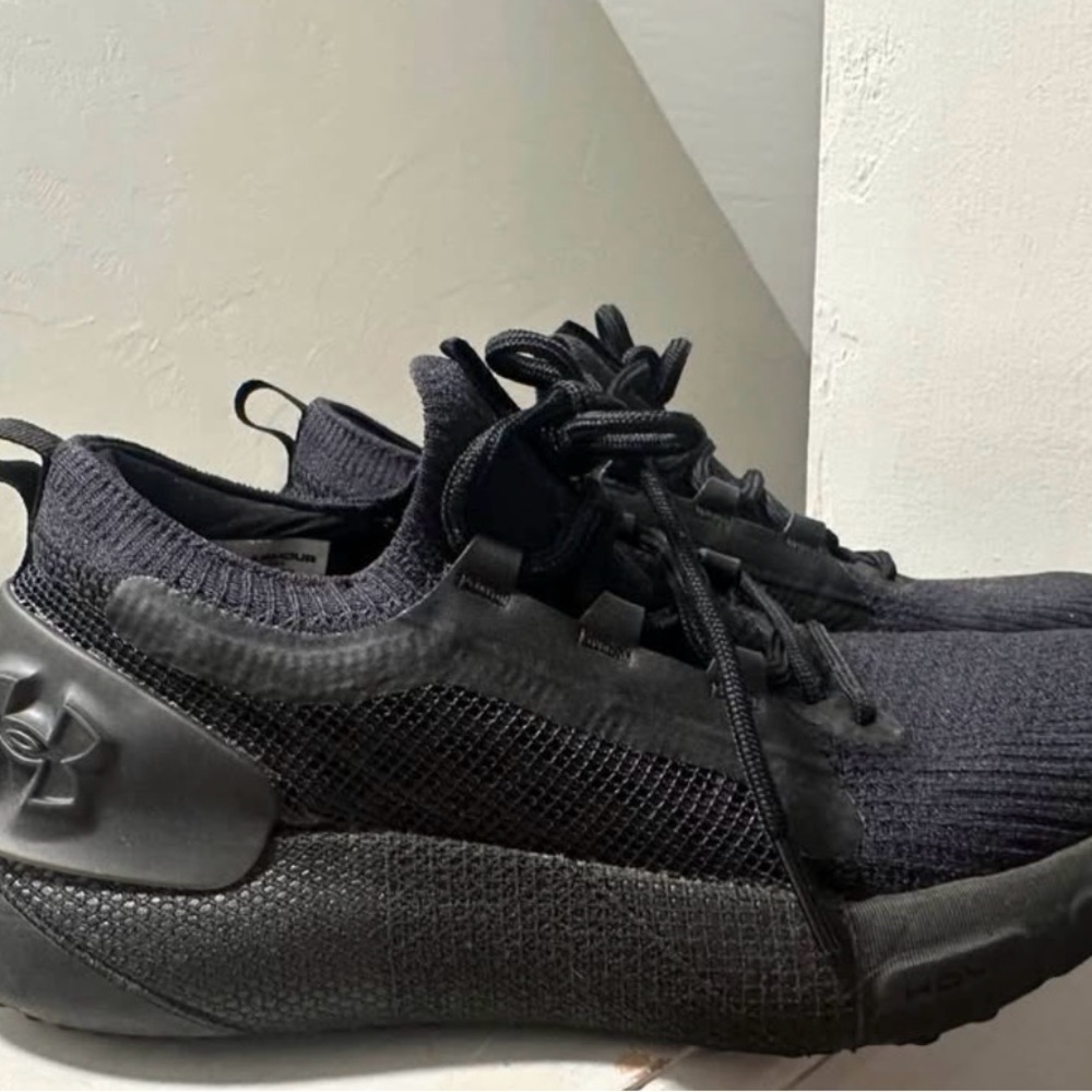Under Armour Womens Dark Gray Athletic Shoes